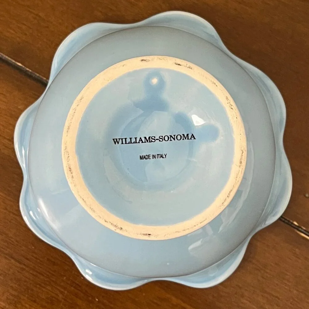 Williams Sonoma Set of 4 Scallop Edge Bowls On Pedestal NEW